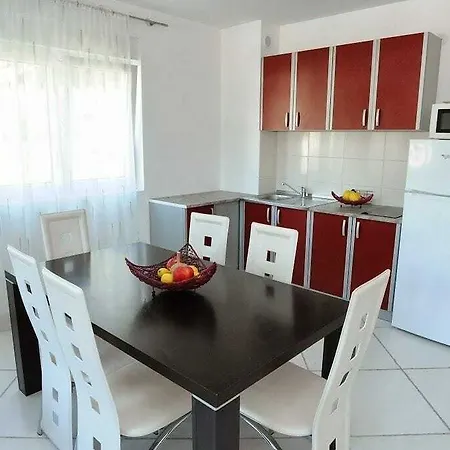 Apartament Ema Lux Budva